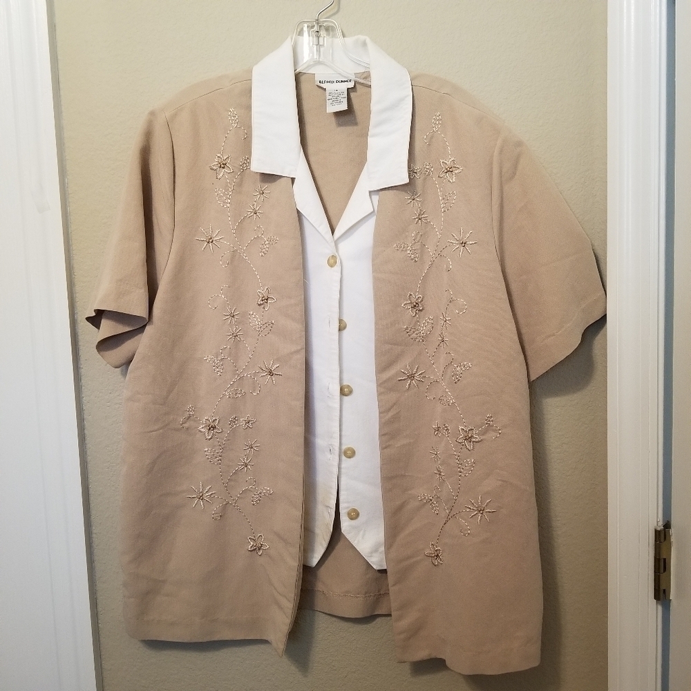 Alfred Dunner top Size 14 RN19232 Shirt On Shirt Look Beige And White